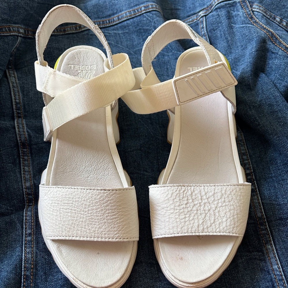 Sorel White Sandals with Straps. yellow green color on the back top.  Size 8.5